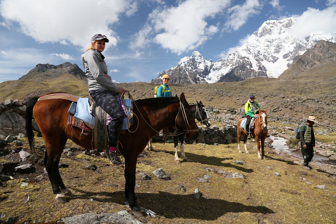 Horseback Ride to the 7 Lakes of Ausangate From Lodge